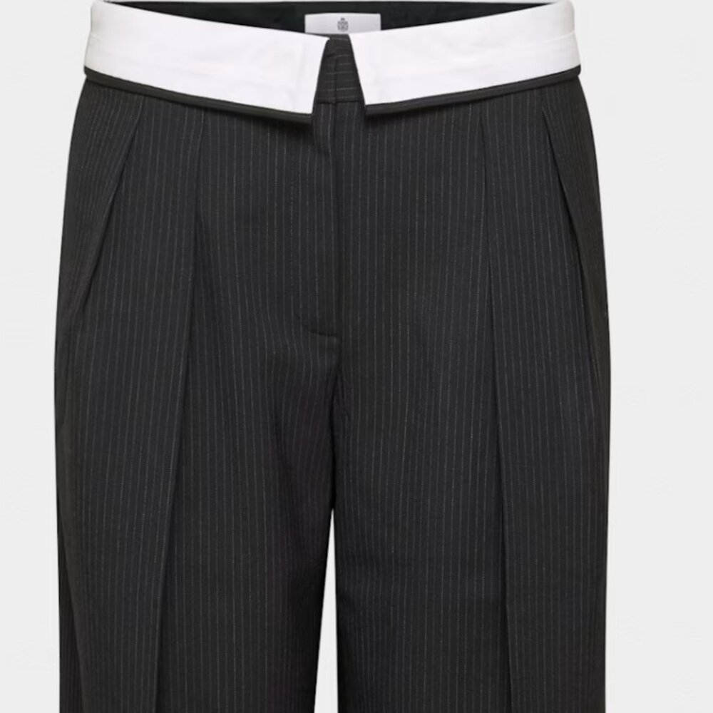 Aritzia Pants Trousers Size 4 NWT Bureau Pant Dark Navy and Charcoal Stripe